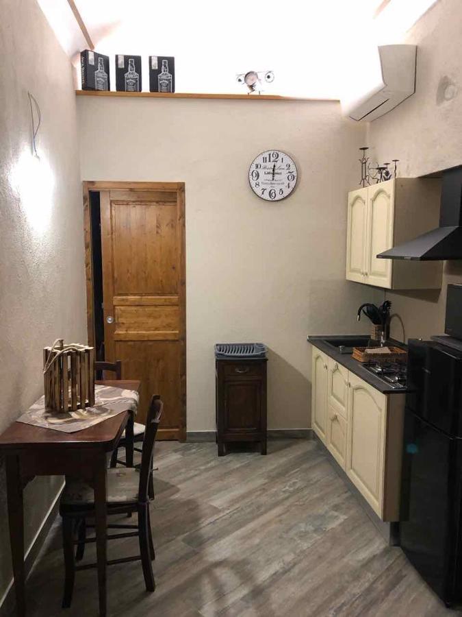 Lovely Apartments Barra Di Ferro Centro Storico Кунео Екстериор снимка